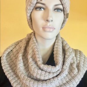 Dusty Pink Winter Wrap Knotted Gold Textured